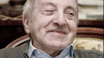 Il Comune di Maiori ricorda con commozione il Maestro Roberto De Simone