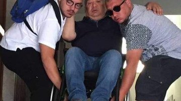 Maiori, ascensore condominiale guasto. Mario Ruggiero: «Sono bloccato in casa per l’ennesima volta!»