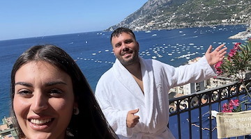 Weekend a Maiori per “Il mio Viaggio a Napoli”: Federica e Giuseppe incantati dalla Costiera Amalfitana