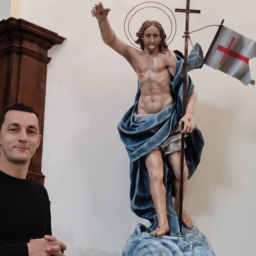 A Maiori torna all'antico splendore la statua del Cristo Risorto, Salvatore Anastasio: «Dio ha guidato le mie mani»