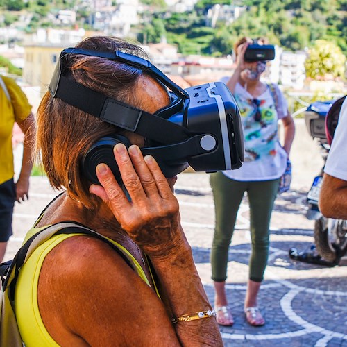A Maiori tour con occhiali per realtà virtuale sui luoghi dei set dei film di Rossellini 