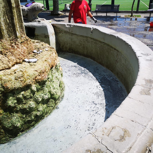 A Minori Scout ripuliscono Fontana dei Leoni, la gratitudine del Sindaco