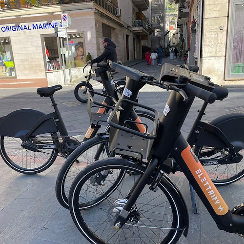 Anche a Maiori arrivano le bici elettriche in sharing. Al via il progetto del Distretto Turistico Costa d'Amalfi
