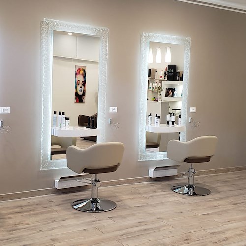 Apre a Maiori "Colpi di Testa" il nuovo salone Hairdresser di Mariagrazia Calabrese