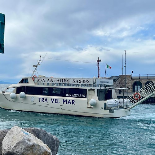 Attracchi in Costiera Amalfitana, Conferenza dei Sindaci chiede l’esonero della tassa d’imbarco per lavoratori e residenti 