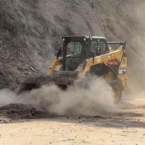 Rocciatori al lavoro a Maiori<br />&copy; Massimiliano D'Uva