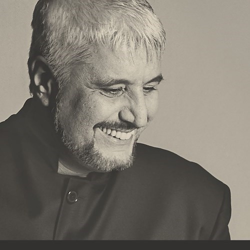 “Canzoni d’amore. Canzoni d’amare”, 22 luglio a Maiori un tributo a Pino Daniele e Lucio Battisti