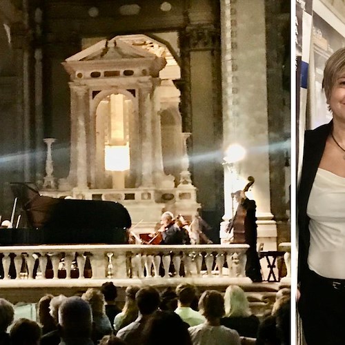 Da Maiori Michela Ruggiero incanta l’Auditorium di Santo Stefano al Ponte a Firenze con il brano “MinG(s)us”