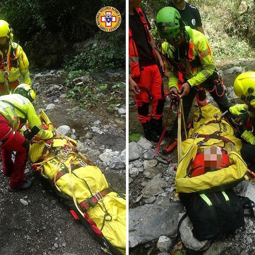 Donna cade nella Valle delle Ferriere, trasferita in elicottero al “Ruggi” di Salerno