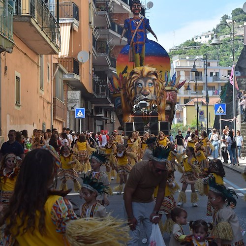 Ecco le date del Gran Carnevale di Maiori 2023, il tema sarà sulla salvaguardia del pianeta e del mare