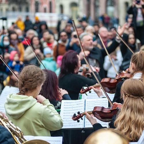 "Incontriamoci con la Musica", sei orchestre giovanili a Vietri sul Mare: concerto finale per la Festa della Repubblica