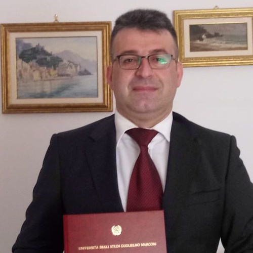 Laurea magistrale in Scienze Politiche per Luigi Schiavi di Maiori, sottufficiale della Marina Militare 