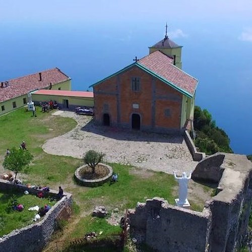 Maiori, 214° anniversario della traslazione della statua della Madonna Avvocata dal Monte Falesio alla Collegiata