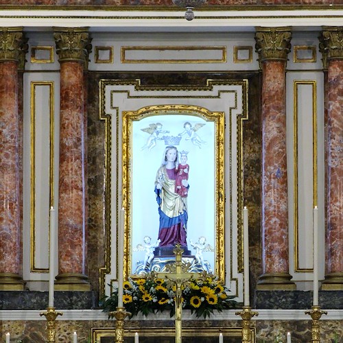 Maiori celebra il 252esimo anniversario dall’Incoronazione della Statua lignea di Santa Maria a Mare