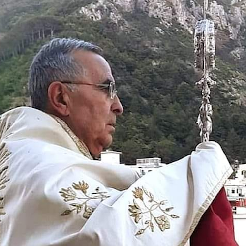 Maiori, Don Vincenzo Taiani festeggia il 60esimo anniversario della sua Ordinazione Sacerdotale