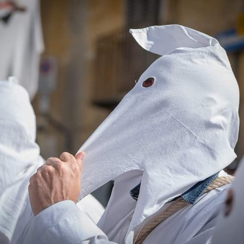 Maiori: dopo due anni di pausa forzata, i battenti torneranno a cantare la Passione di Cristo