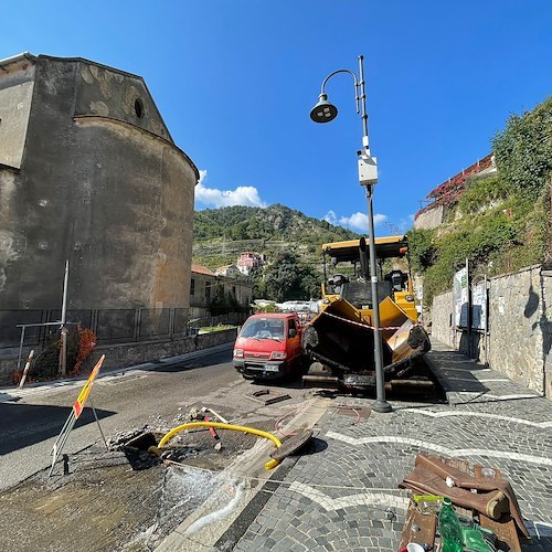 Maiori è temporaneamente senz'acqua per un guasto improvviso a condotta idrica /FOTO