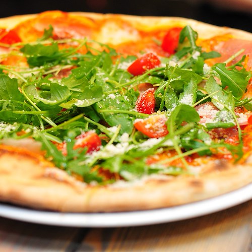 Maiori, gli studenti dell'Istituto Alberghiero "Comite" metteranno le mani in pasta col progetto “Mondo Pizza”
