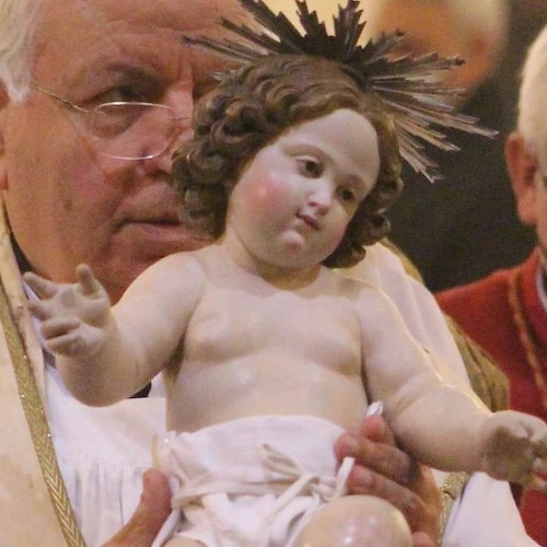 Maiori, il messaggio di Natale di Don Nicola Mammato: «Mettiamo al centro Dio e Gesù»