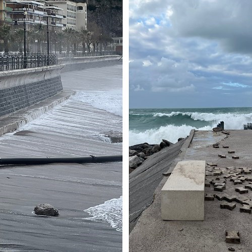 Maiori, mareggiata danneggia pavimentazione argini e stacca condotta fognaria