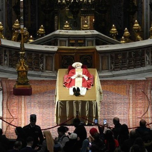 Maiori prega per l’anima di Papa Benedetto XVI: 3 e 4 gennaio due Messe in suffragio