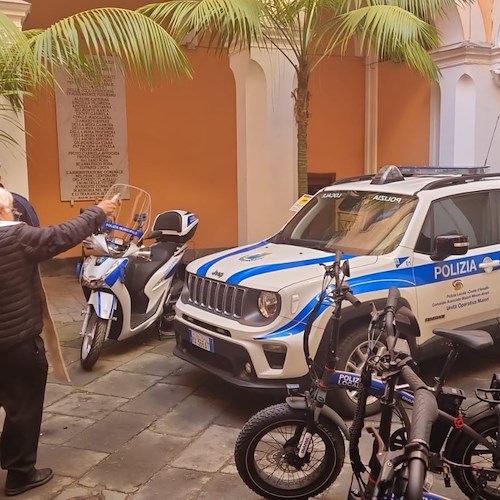 Maiori, presentati alla cittadinanza i nuovi veicoli di servizio del Comando associato di Polizia Locale “Costa d’Amalfi”
