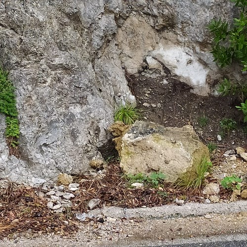 Maiori, rocce a rischio distacco in località Capodorso /FOTO