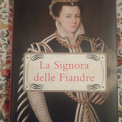 Maiori, stasera Giulia Alberico presenta ad Erchie “La signora delle Fiandre”