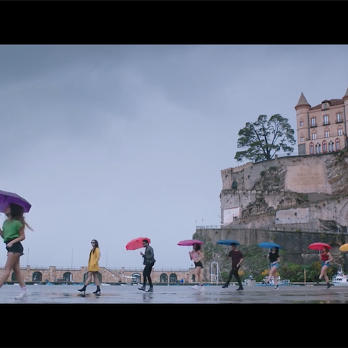 “Super Cute”: online il video clip per il film indiano “Bheeshma” girato tra Maiori, Atrani e Ravello