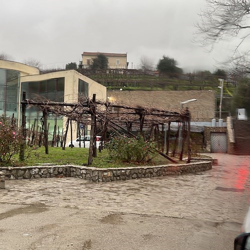 USCA Costiera Amalfitana ritardo tamponi. ASL: «A volte possono volerci anche 5 giorni per l'esito»