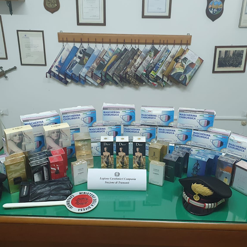 Vendevano mascherine e profumi contraffatti in Costa d'Amalfi: due persone bloccate al Valico di Chiunzi 