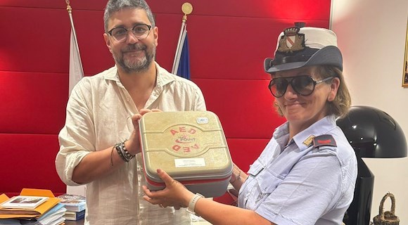 Maiori rafforza la rete dei servizi sanitari per l'estate: primo soccorso a Erchie e nuovi defibrillatori sul territorio