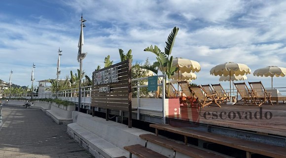 Maiori, ultimi posti per il gran finale al Bonsai Beach: sabato 27 settembre live di Rosario Miraggio